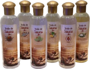 Voile de Sauna saunageuren voor sauna-opgieting, gebruikt om geurbeleving en ontspanning in de sauna te versterken.